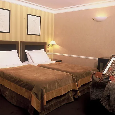 维克多利尔剧院酒店 酒店 4*