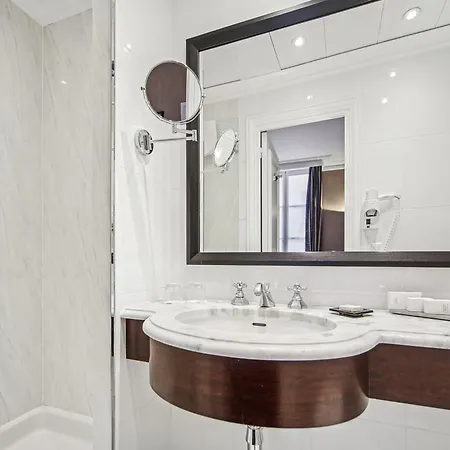 酒店 维克多利尔剧院酒店 4*