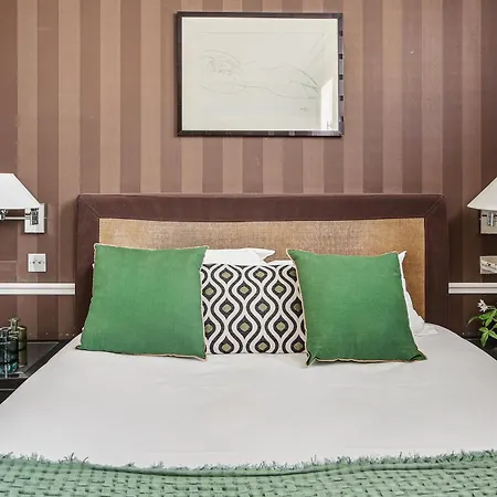 维克多利尔剧院酒店 酒店 4*