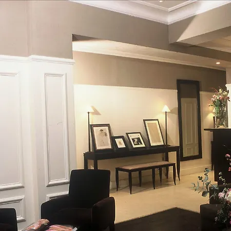 维克多利尔剧院酒店 酒店