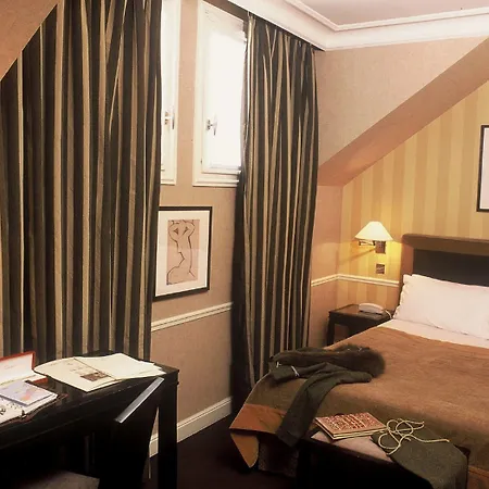 维克多利尔剧院酒店 酒店 4*