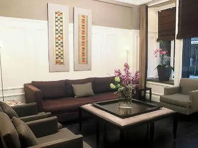 维克多利尔剧院酒店 4* 巴黎