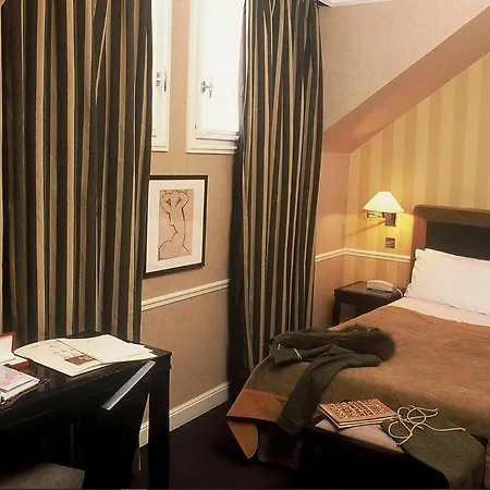 维克多利尔剧院酒店 酒店 4*