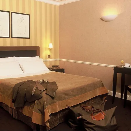 Hotel Victoires Opera Paris