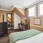 Hotel Victoires Opera Paris