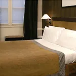 Hotel Victoires Opera Paris