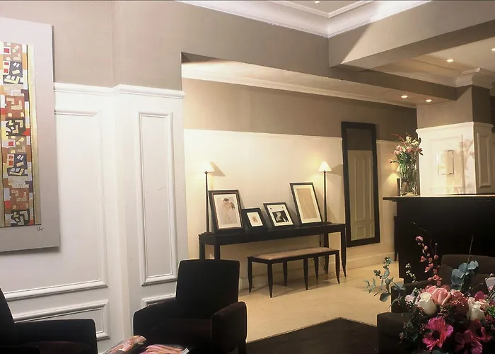 维克多利尔剧院酒店 酒店